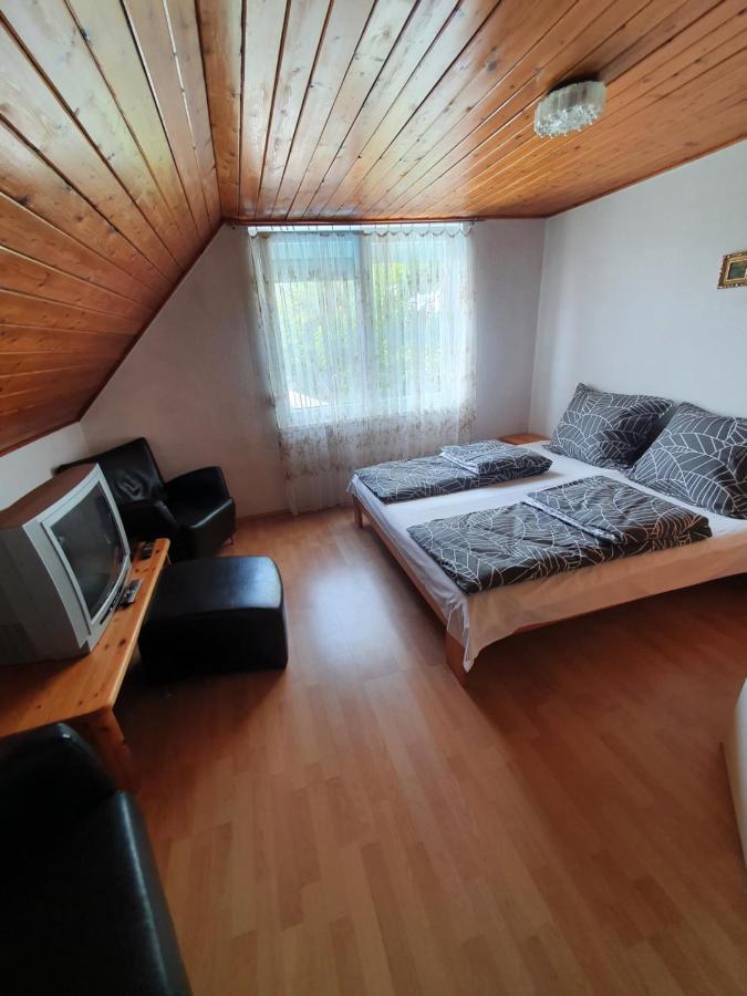 Wolf Vendeghaz Villa Balatonkeresztúr Eksteriør billede